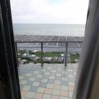 Апартаменты (Трёхкомнатные Апартаменты Luxury (ванная комната в номере, балкон, вид на море)), Курортный отель Бриз