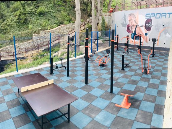 Настольный теннис, Гостиница Зеленый мыс