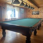 Бильярд, Гостиница Алибек