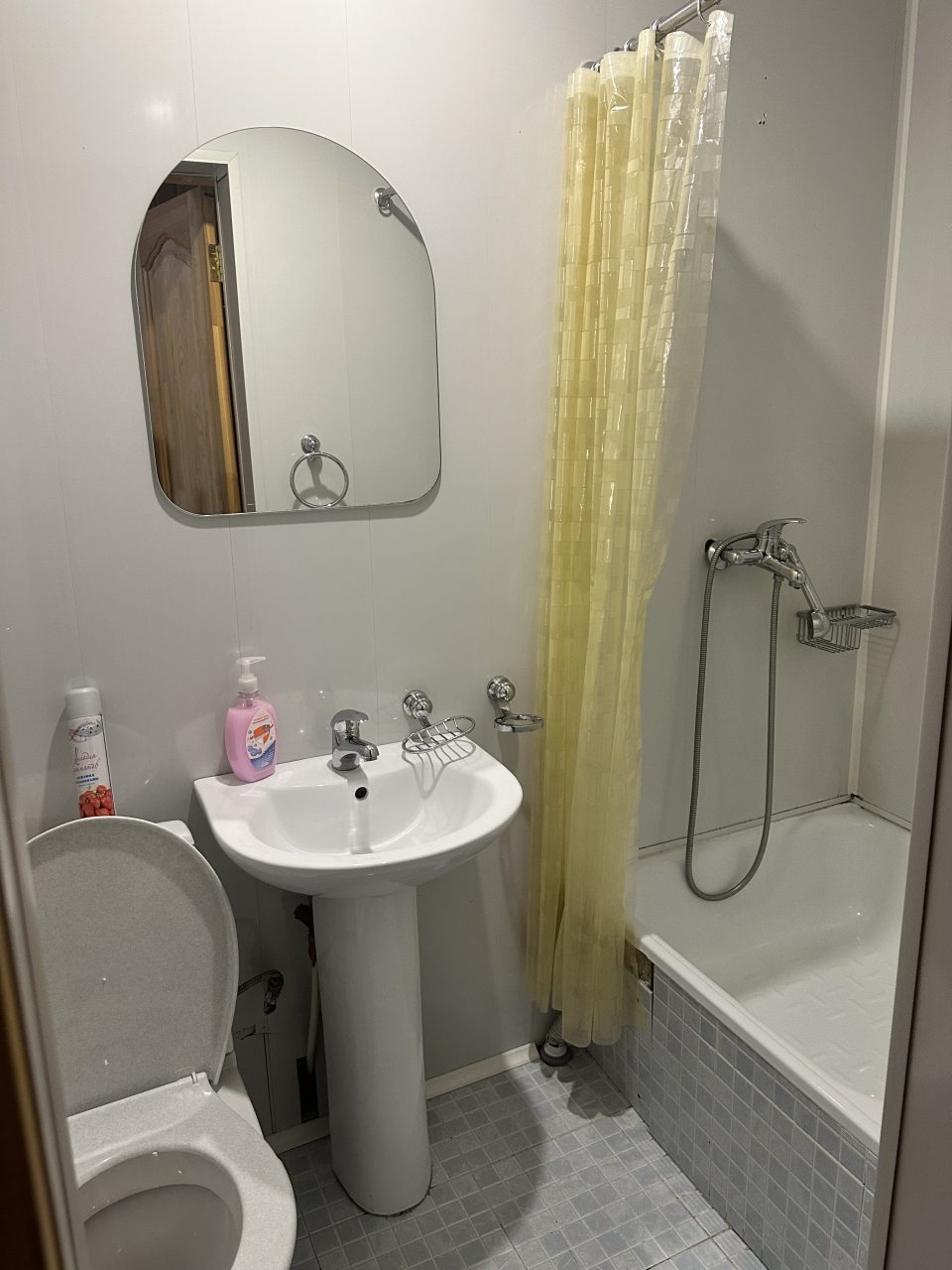 Номер (Одноместный комфорт), Гостиница Алибек