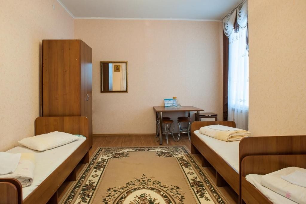 Номер (Односпальная кровать в общем номере) отеля Дом паломника при Раифском монастыре, Казань