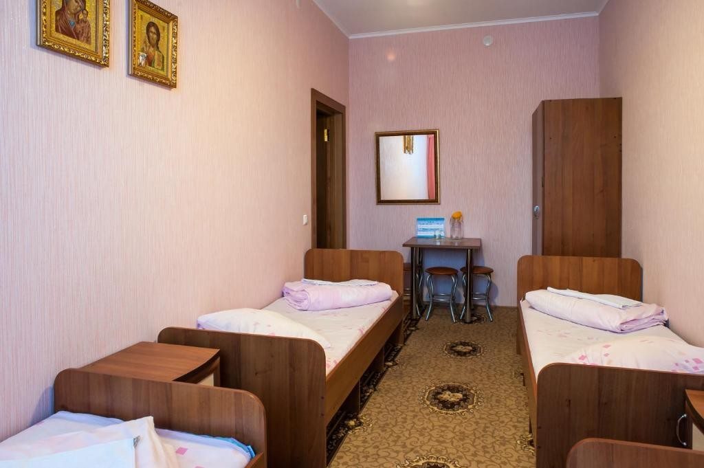 Номер (Кровать в общем номере с 4 кроватями) отеля Дом паломника при Раифском монастыре, Казань