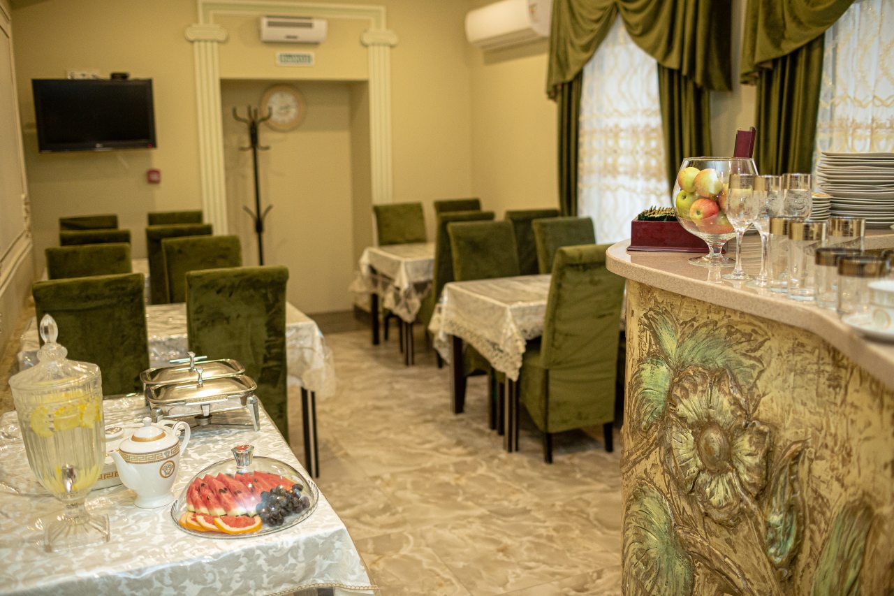 Общая кухня, Отель Княгини Ухтомской