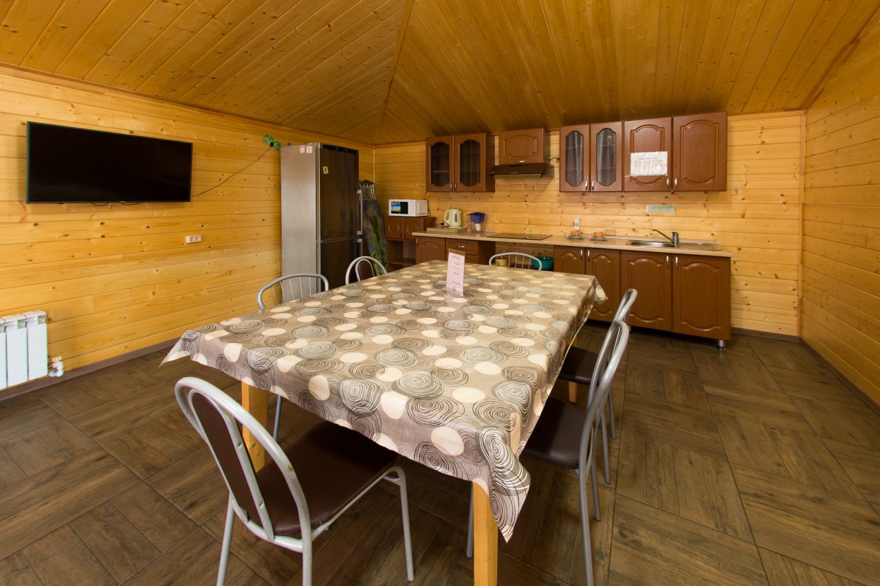 Общая кухня, Гостевой дом Милана