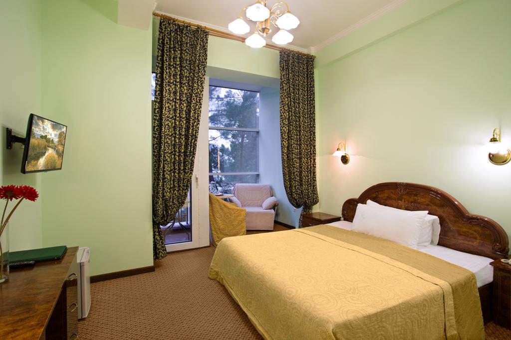 Двухместный (Стандартный двухместный номер с 1 кроватью или 2 отдельными кроватями - здание «Салют») отеля Мыс Видный, Хоста