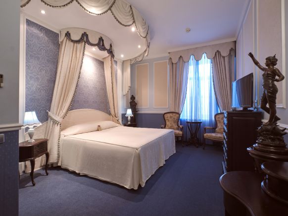 Фотография номера гостиницы Марко-Поло Санкт-Петербург