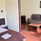 Полулюкс, Гостиница Бригантина