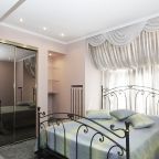 двуспальная кровать