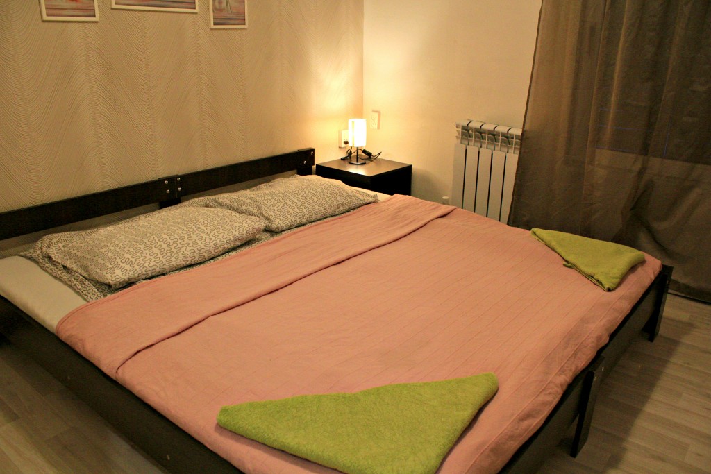 Семейный (С двуспальной кроватью и собственной ванной комнатой) хостела Like Hostel Ярославль