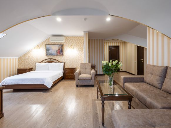 Фотография номера гостиницы Golden House