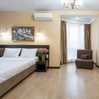 Двухместный (Комфорт с балконом), Гостевой дом Golden House