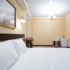 Двухместный (Комфорт с балконом), Гостевой дом Golden House