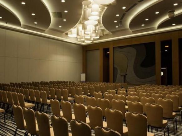 Конференц-зал