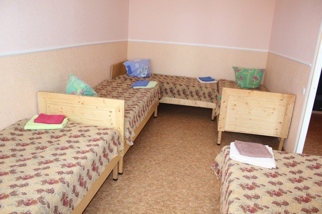 Четырехместный (Номер Стандарт с 4 односпальными кроватями) гостиницы Альянс, Абдулино