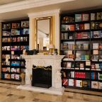 Детские книги, музыка или фильмы, Гранд Отель Эмеральд