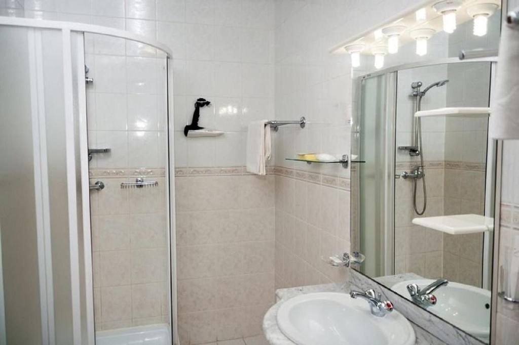 Ванная комната в гостинице Ермак, Красноярск. Гостиница Ермак