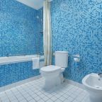 Полулюкс, Бутик-Отель Автор