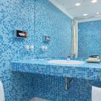 Полулюкс, Бутик-Отель Автор