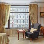 Люкс (Suite Golden Garden), Бутик-Отель Автор