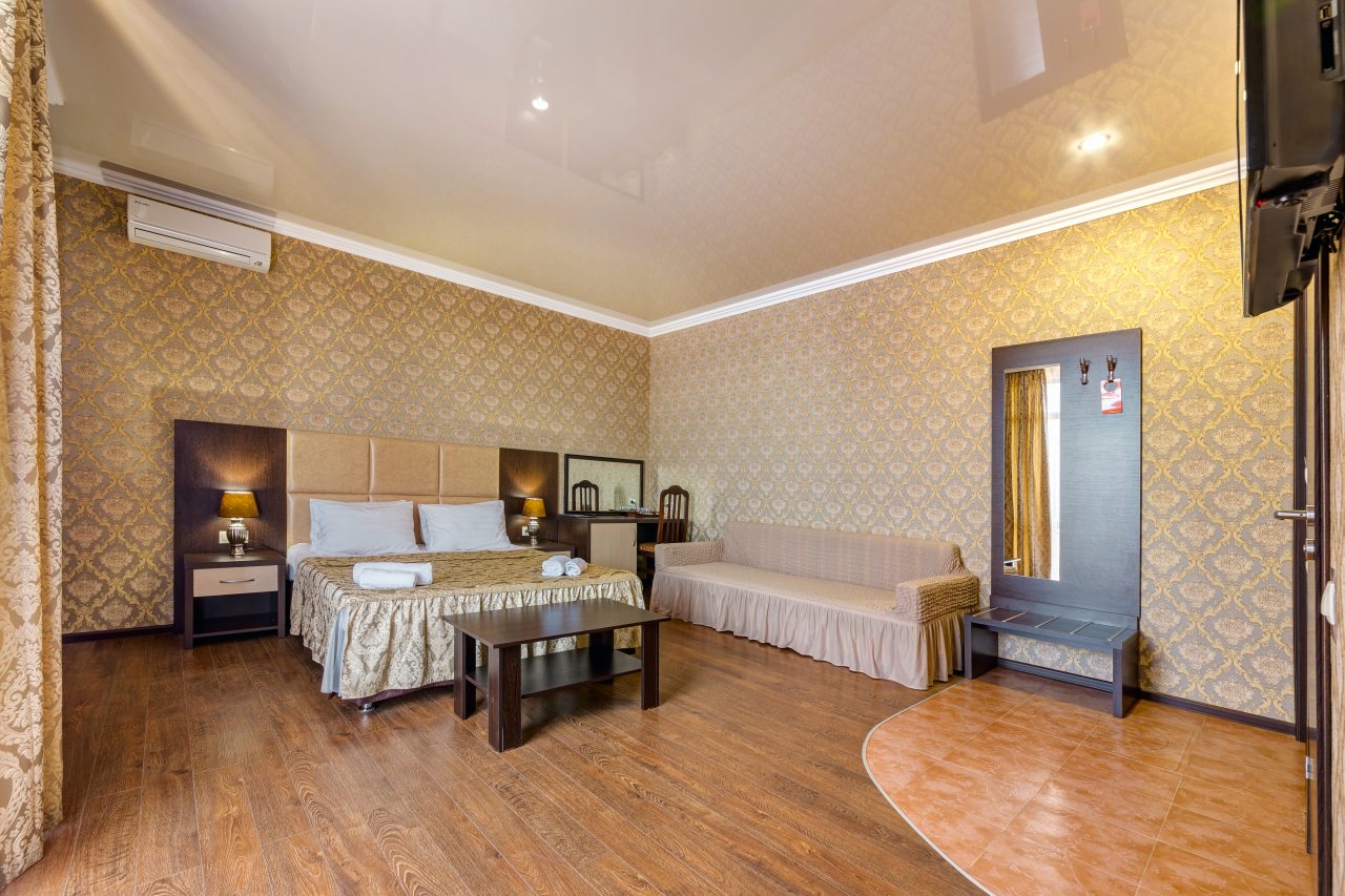 Четырехместный (Однокомнатный, С балконом), Гостевой дом Вавилон