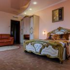 Полулюкс, Отель SM Royal by Stellar Hotels Adler