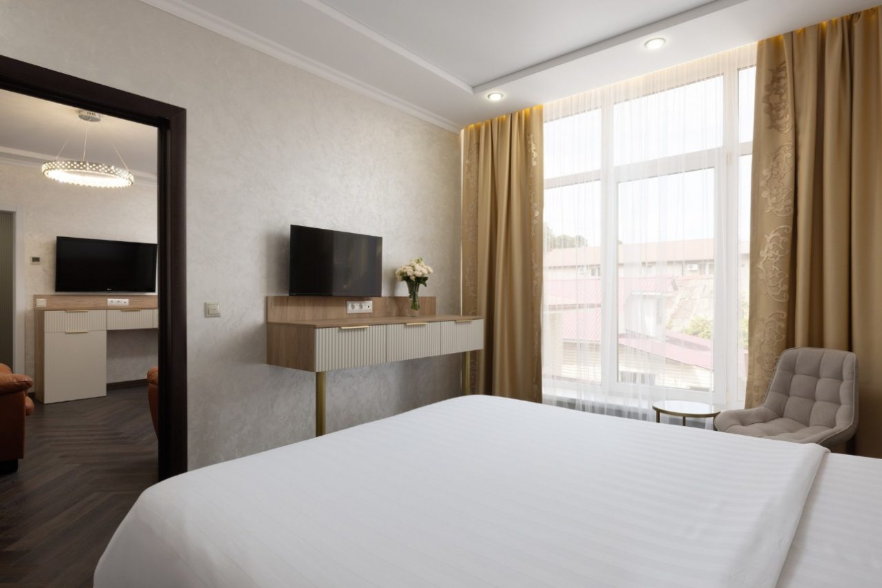 Люкс, Отель SM Royal by Stellar Hotels Adler