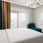 Делюкс (С балконом), Отель SM Royal by Stellar Hotels Adler