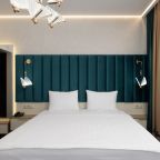 Делюкс (С балконом), Отель SM Royal by Stellar Hotels Adler