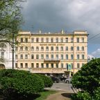 Фасад отеля