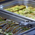 Шведская линия в курортном отеле «Морской уголок»