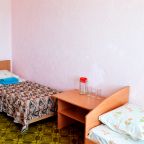 Номер (Стандарт 3-х местный с кондиционером), Гостиница Морской уголок