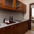 Presidential Suite - kitchen