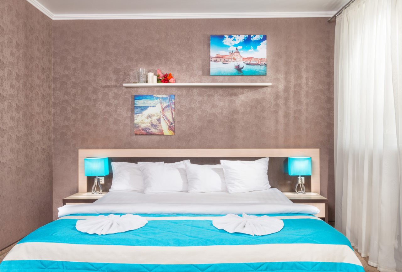 Кровать King Size в Люксе