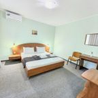 Трехместный (Двухкомнатный полулюкс), Пансионат Лидия