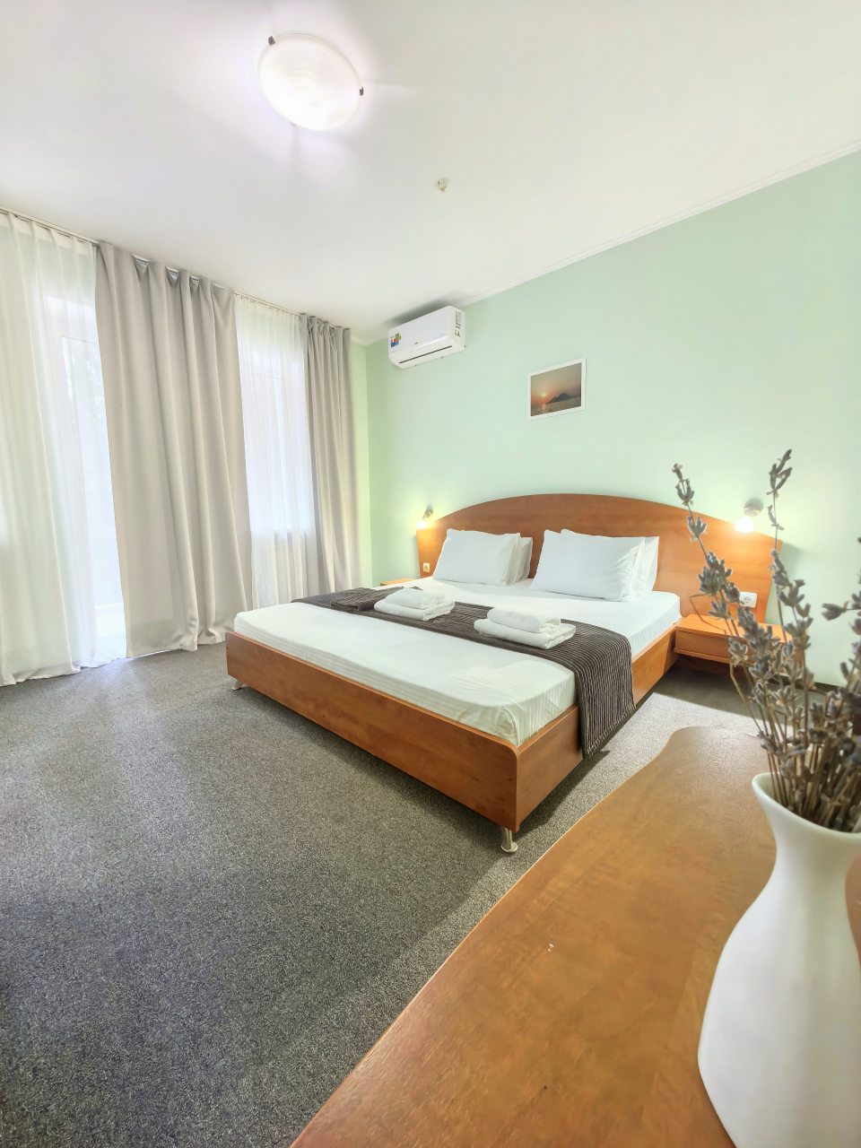 Трехместный (Двухкомнатный полулюкс), Гостевой дом Лидия