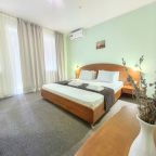 Трехместный (Двухкомнатный полулюкс), Пансионат Лидия