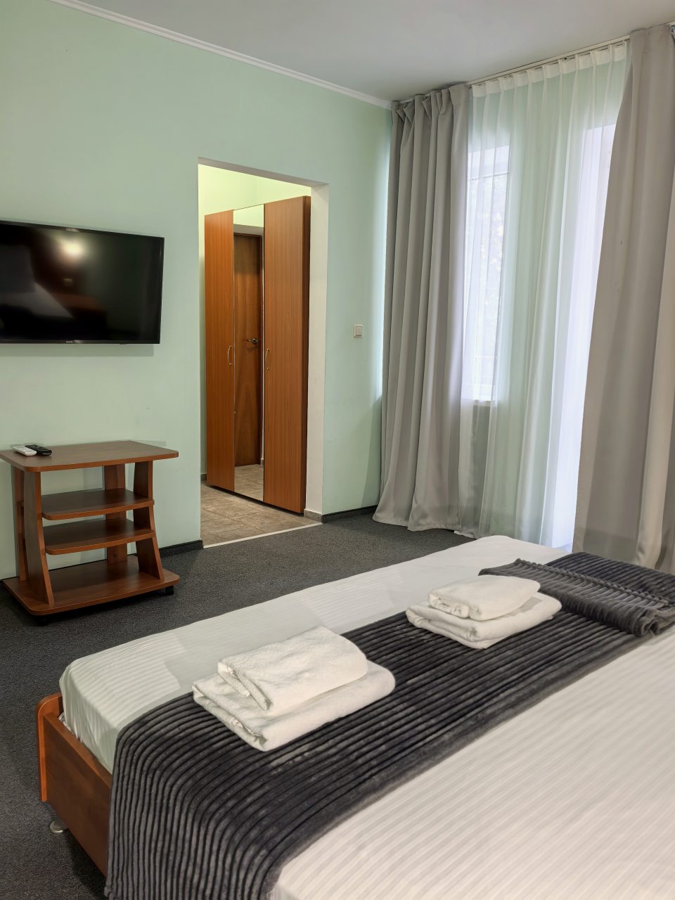 Трехместный (Двухкомнатный полулюкс), Гостевой дом Лидия