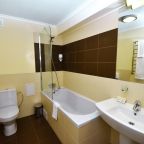Ванная комната в номере отеля Атлантика, Севастополь