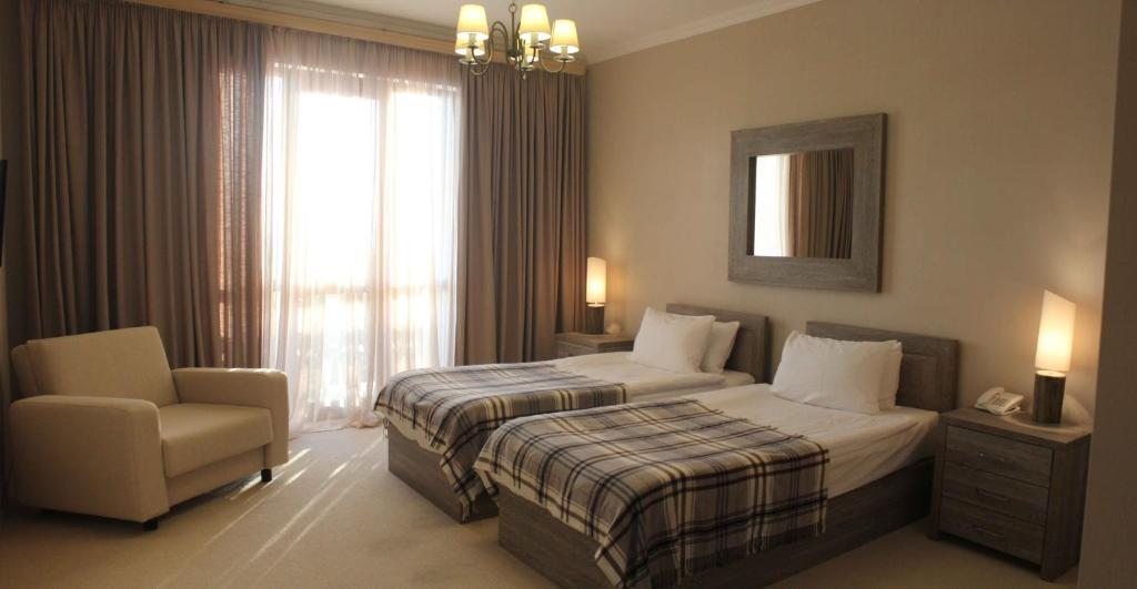 Двухместный (Классический двухместный номер с 2 отдельными кроватями (дополнительное здание)) отеля Ambassadori Kachreti Golf Resort, Качрети