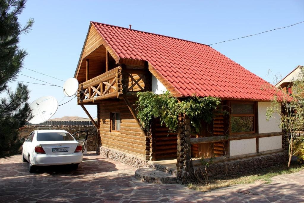 Номер (Бунгало) гостевого дома Mayak Guest House, Бургулюк