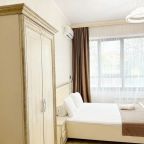 Трёхместный и более (Семейный), Отель Чайковский