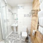 Трёхместный и более (Семейный), Отель Чайковский