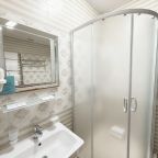 Апартаменты (Студия), Отель Чайковский