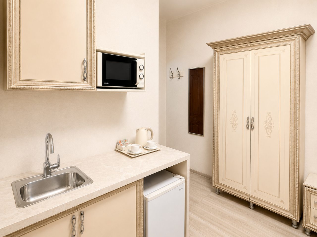гарнитур