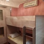 Двухъярусная кровать в хостеле Арбуз, Москва