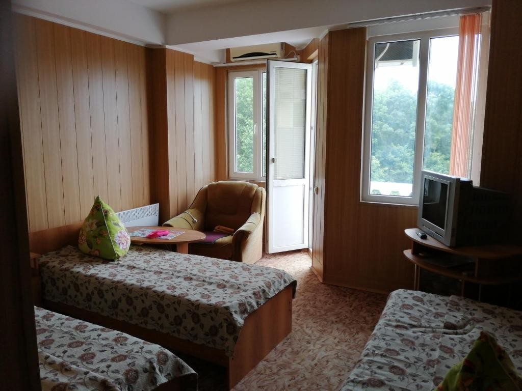 Трехместный (Стандартный трехместный номер), Гостевой дом Кузбасс