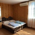 Четырехместный (Четырехместный номер с собственной ванной комнатой), Гостевой дом Южный Дворик