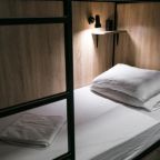 Восьмиместный (Кровать в общем номере для мужчин и женщин), Хостел Why not Hostel Novosibirsk