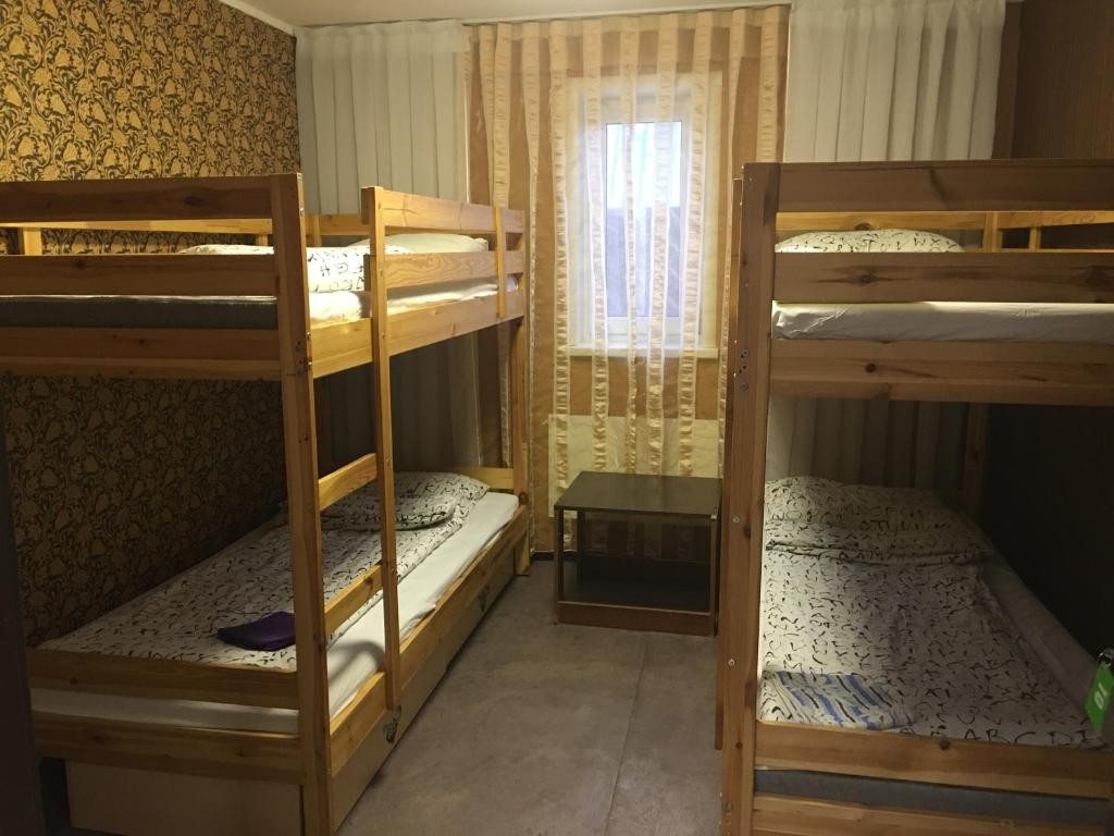 Номер (Спальное место на двухъярусной кровати в общем номере для мужчин) гостевого дома Солнечный, Новосибирск