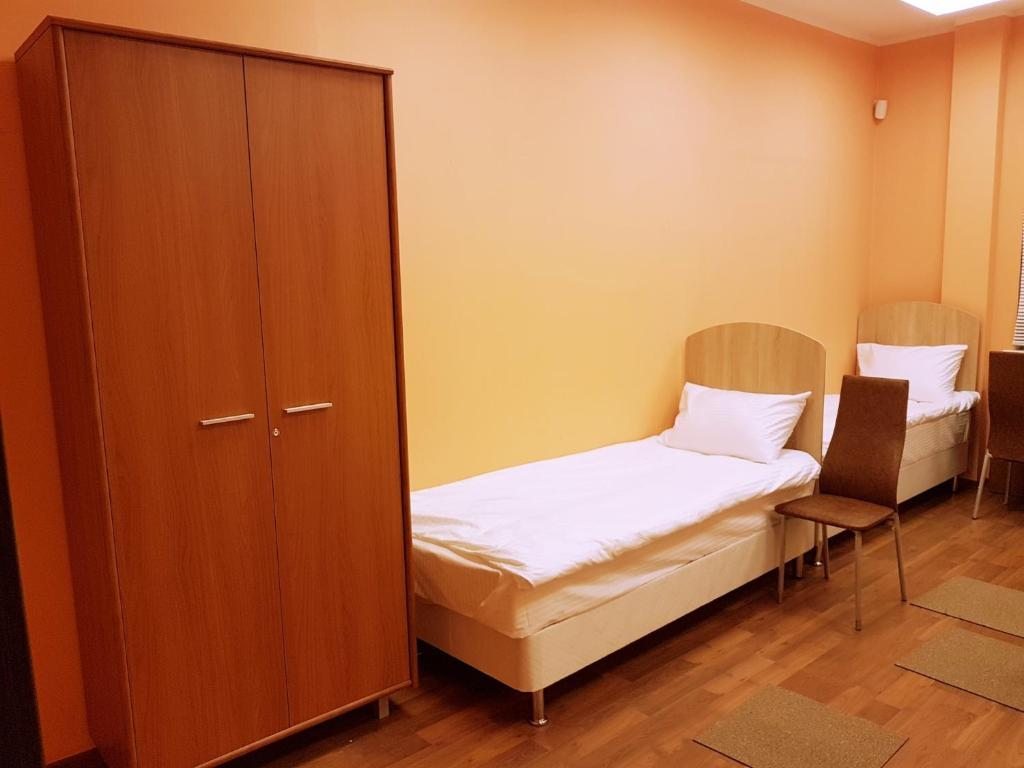 Номер (Кровать в общем номере для женщин с 4 кроватями) отеля GRAD, Москва